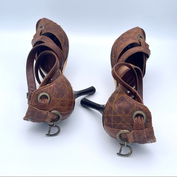 DIOR | Brown Quilted Leather D'Orsay Stiletto Pumps | IT 36.5 (US 6.5) - Picture 10 of 16